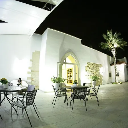 Hotel Masseria Terra Dei Padri Campi Salentina