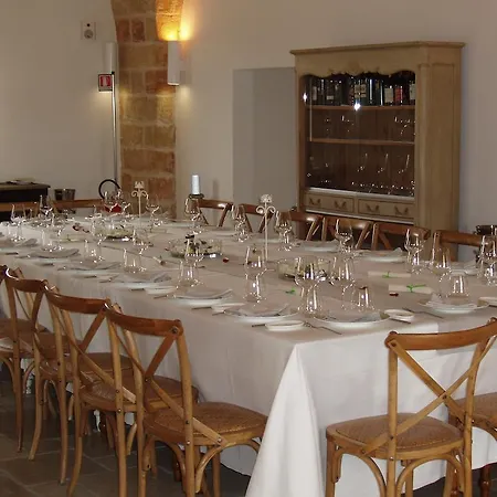 Hotel Masseria Terra Dei Padri